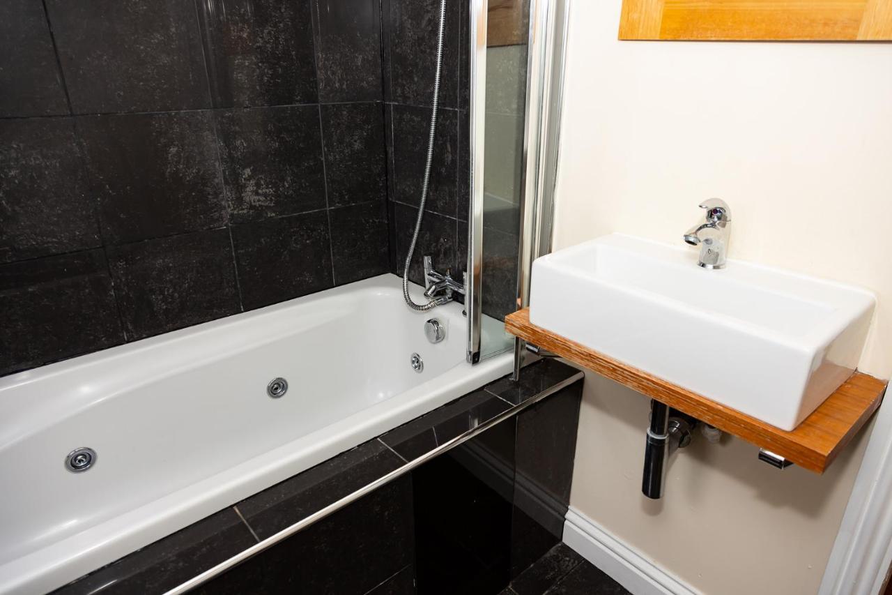Alexander Apartments South Shields Jarrow Dış mekan fotoğraf